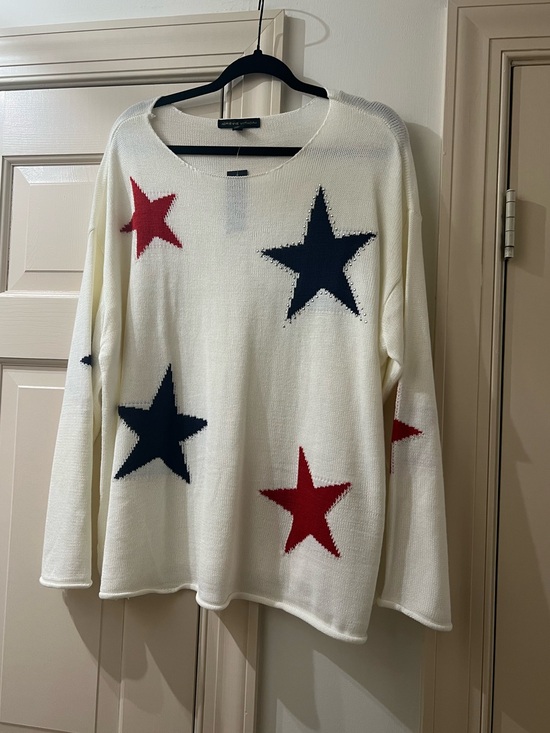 Adrienne Vittadini Sweaters - Women's Cream Star Print Sweater - Red & Navy